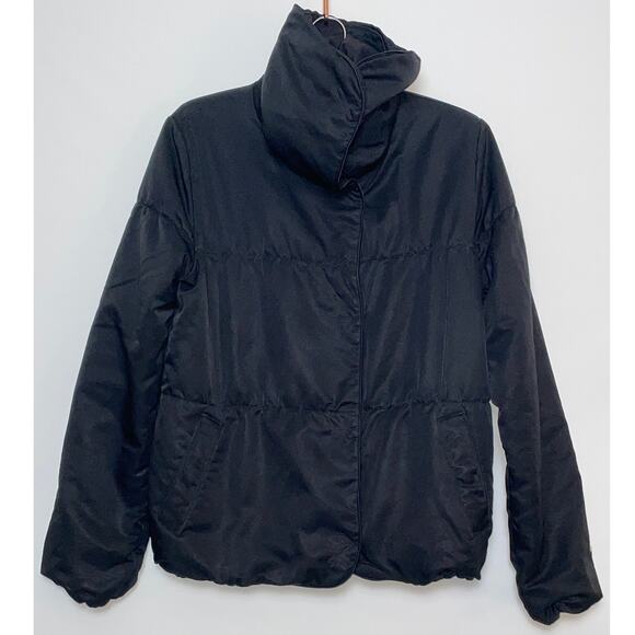 Puma Puffer Jacket - Size Women's S - Warm With Silky Feeling Fabric - Picture 3 of 11